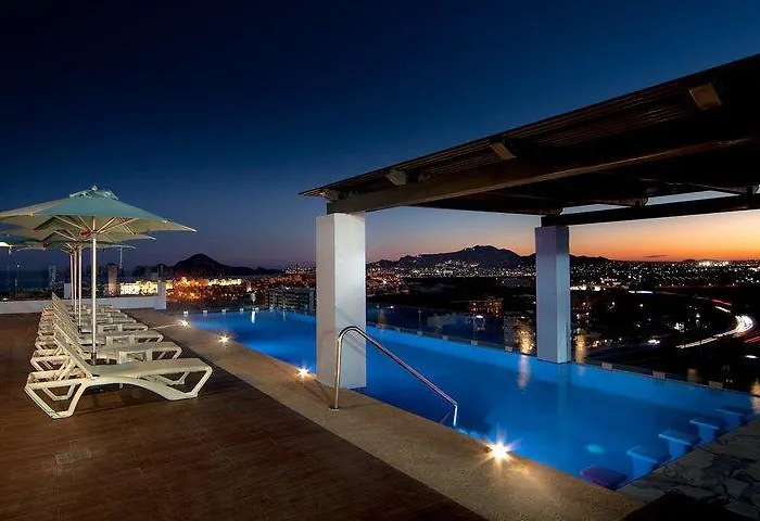 Comfort & Cabos 3*